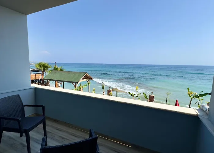 מלון Ant Butik 3*